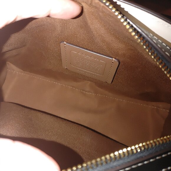 COACH Mini Darcie Like NEW - Picture 6 of 11